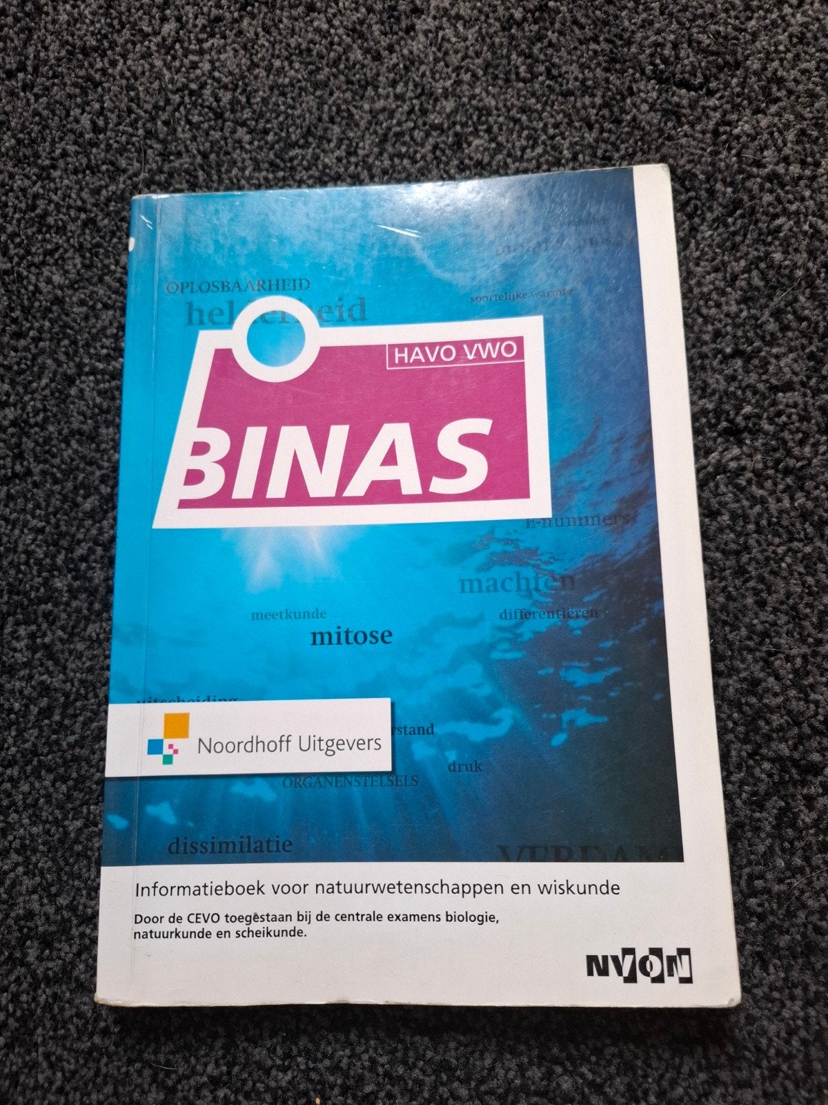 BINAS HAVO VWO Informatieboek Natuurwetenschappen Wiskunde, Boeken, Gelezen, Noordhoff Uitgevers, Beta, HBO