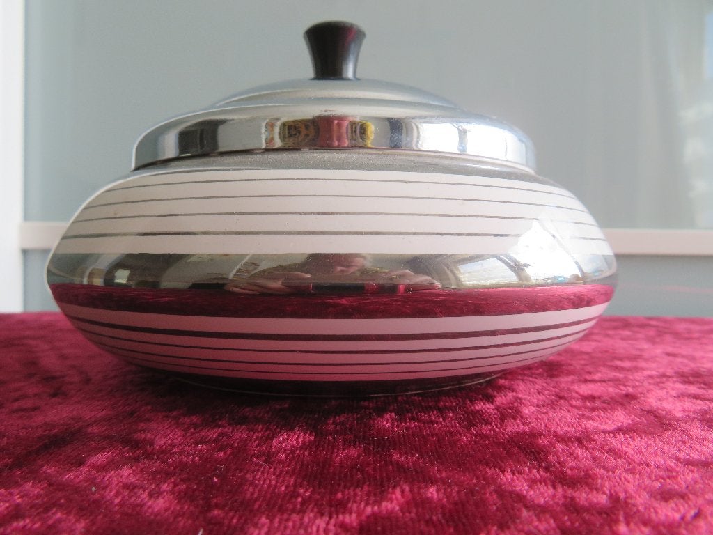 VINTAGE AARDEWERK/CHROOM BONBONSCHAALTJE greepje is Bakeliet, Antiek en Kunst, Ophalen of Verzenden