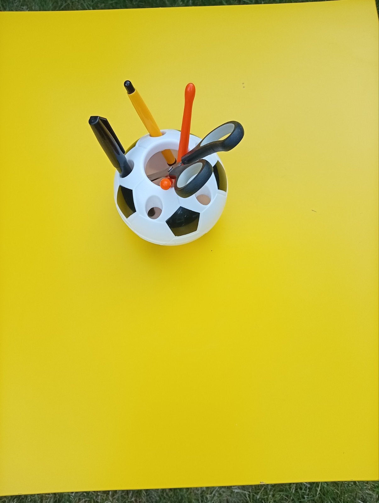 voetbal pennen bak, Ophalen of Verzenden, Zo goed als nieuw