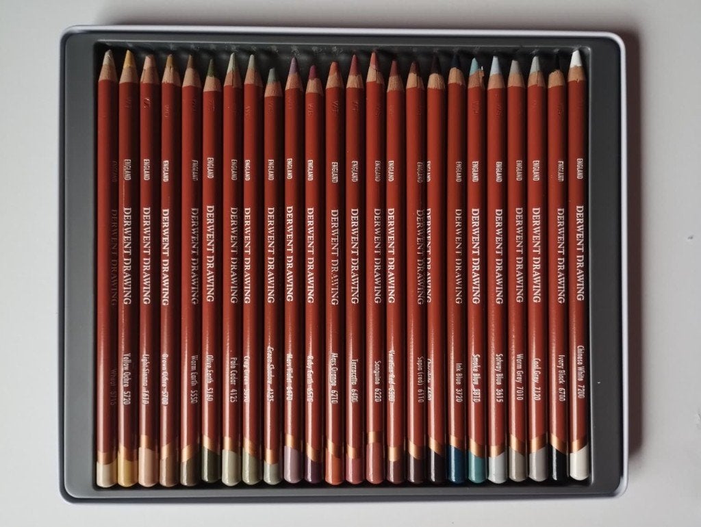 Derwent drawing set 24 potloden, Hobby en Vrije tijd, Tekenen, Ophalen of Verzenden, Zo goed als nieuw, Potlood of Stift