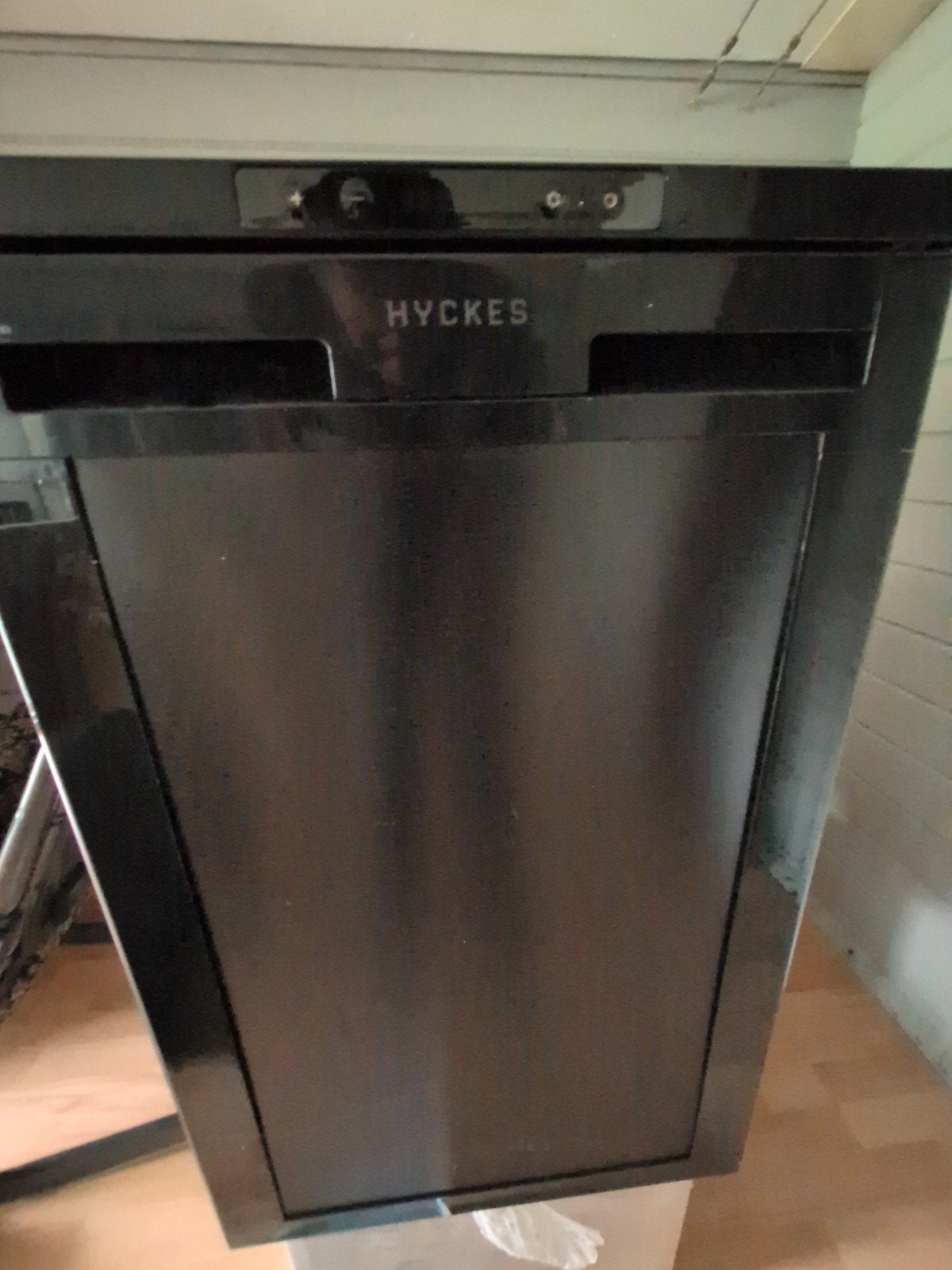 Compressor koelkast Hyckes Hyfridge 85 - Zwart, 85L, Zonder vriesvak, 75 tot 100 liter, Zo goed als nieuw, 45 tot 60 cm