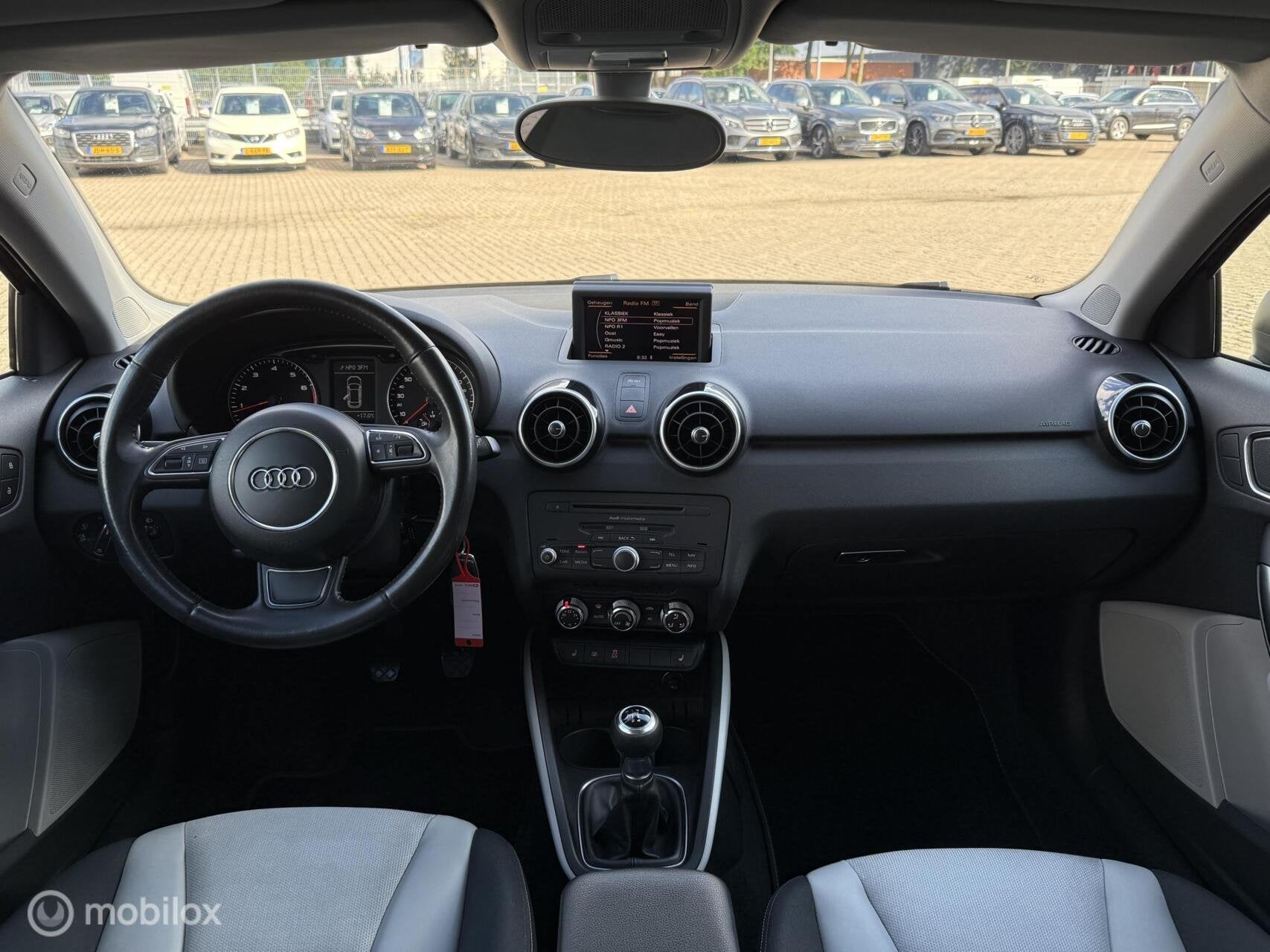 Audi A1 Sportback 1.2 TFSI Ambition TOPSTAAT | CLIMA, Voorwielaandrijving, 86 pk, 4 cilinders, 4 stoelen