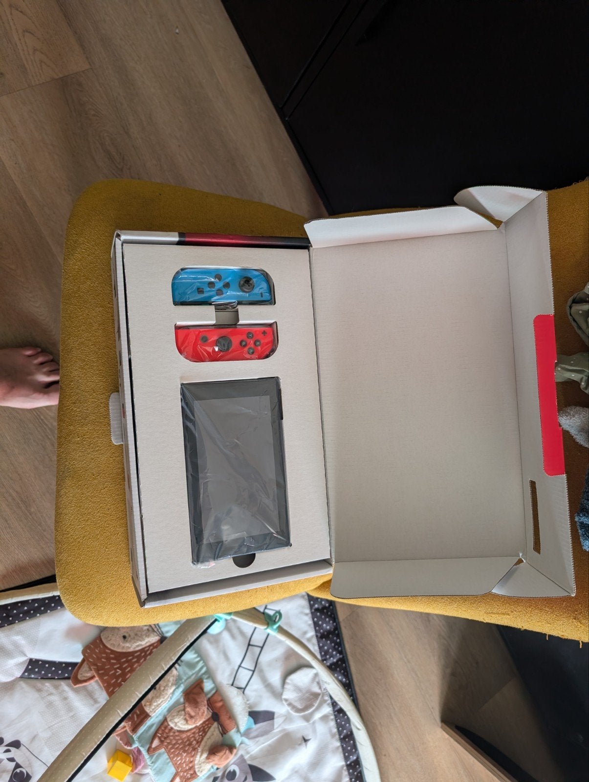 Nintendo Switch Original, Ophalen, Met games, Met 2 controllers, Zo goed als nieuw