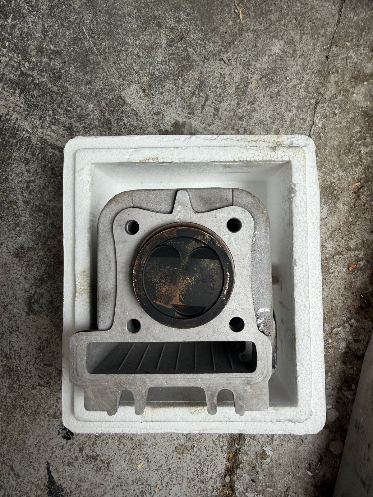 80cc cilinder+zuiger voor piaggio euro 5 motoren., Ophalen of Verzenden, Zo goed als nieuw, Cilinder, Piaggio