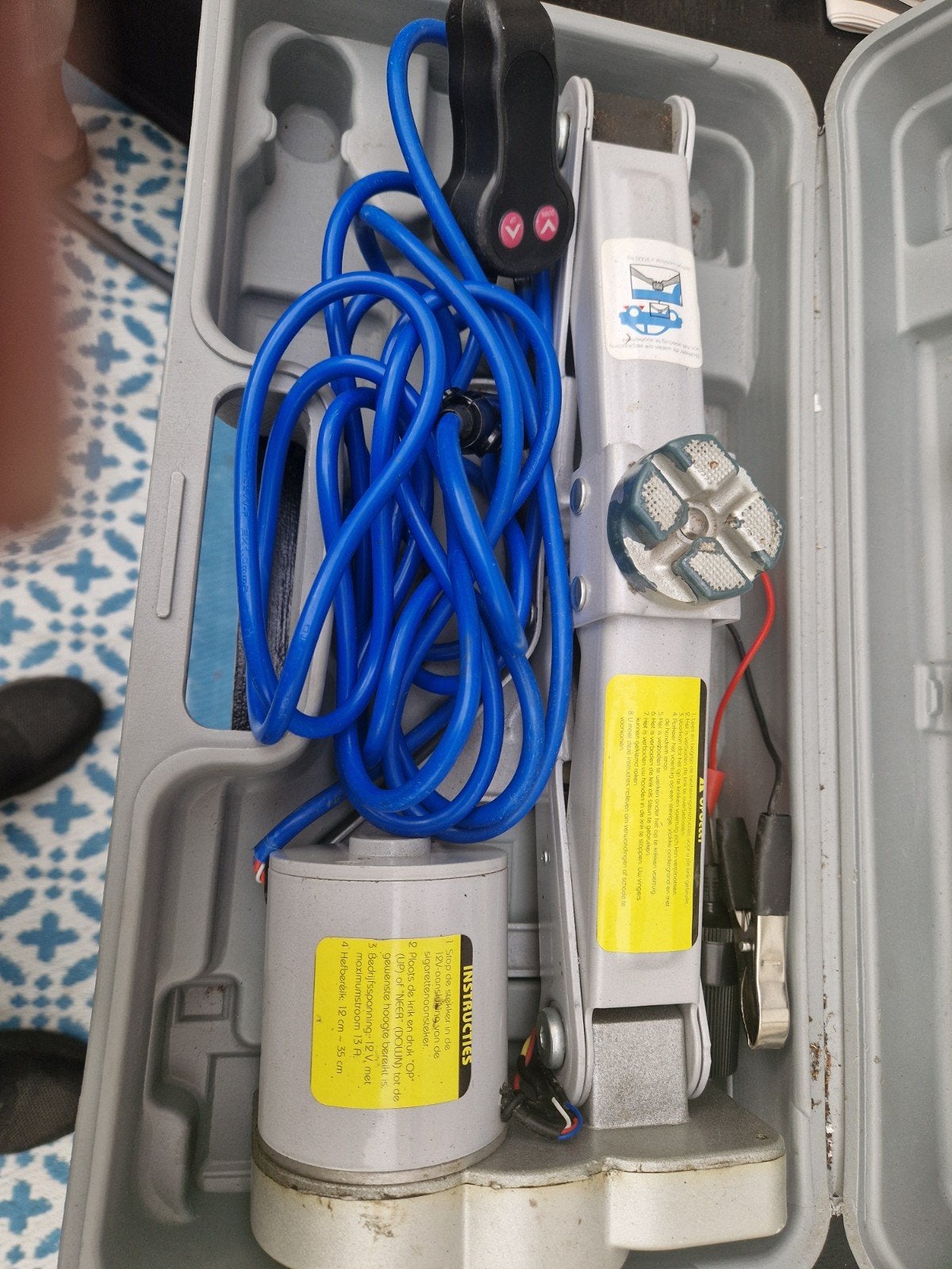 Elektrische Krik Movecare 2000 KG - Snel en Eenvoudig, Ophalen