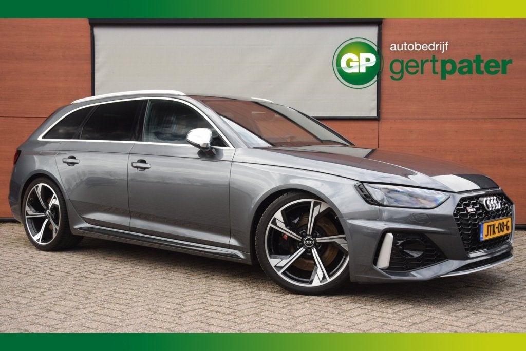 Audi RS4 2.9 TFSI quattro 450PK SportuitlaatRS/Sportdif/Head, Automaat, Gebruikt, Parkeercamera, 451 pk