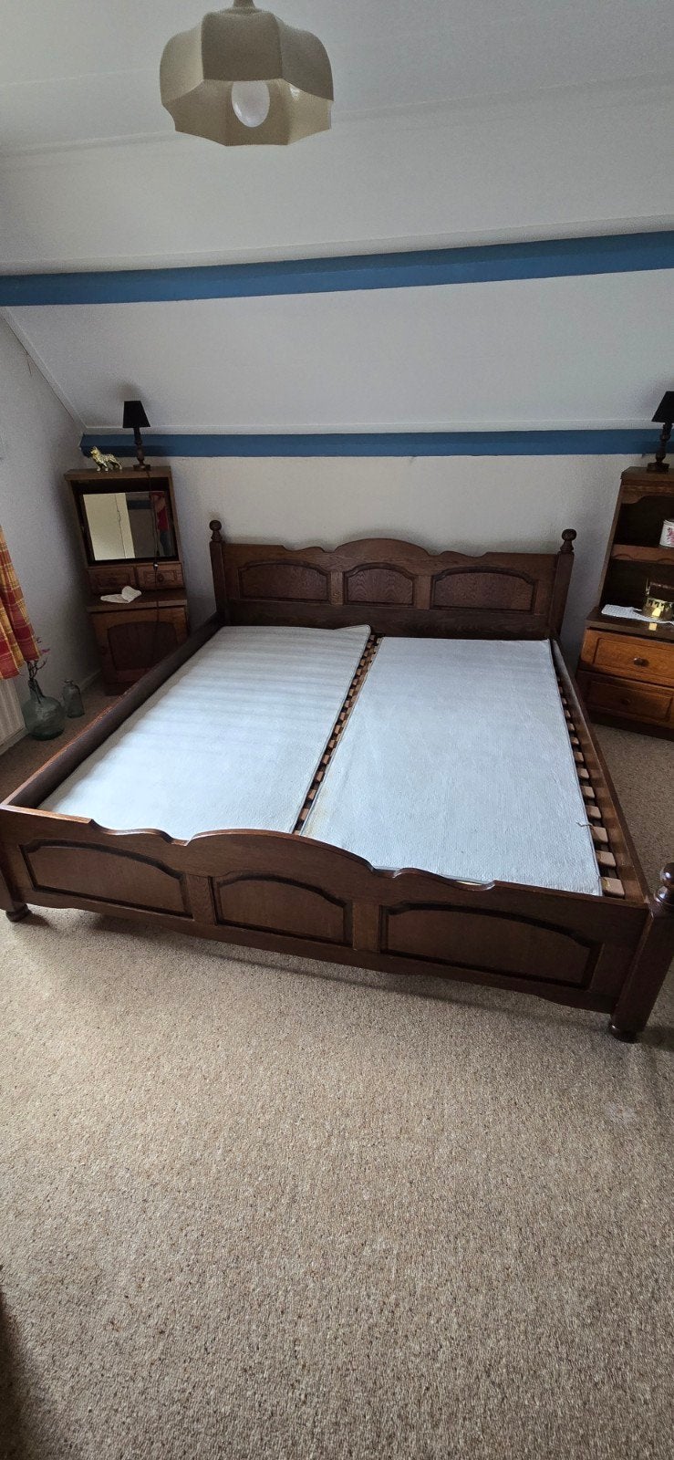 Houten eiken bedombouw 200x200 cm met bodems, Huis en Inrichting, Slaapkamer | Bedden, Ophalen, Tweepersoons, Zo goed als nieuw