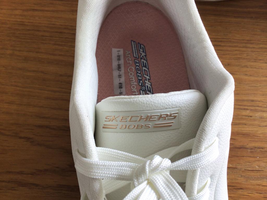 Skechers schoenen maat 41 - Nieuw, te klein gekocht, Ophalen of Verzenden, Zo goed als nieuw, Wit, Sneakers of Gympen