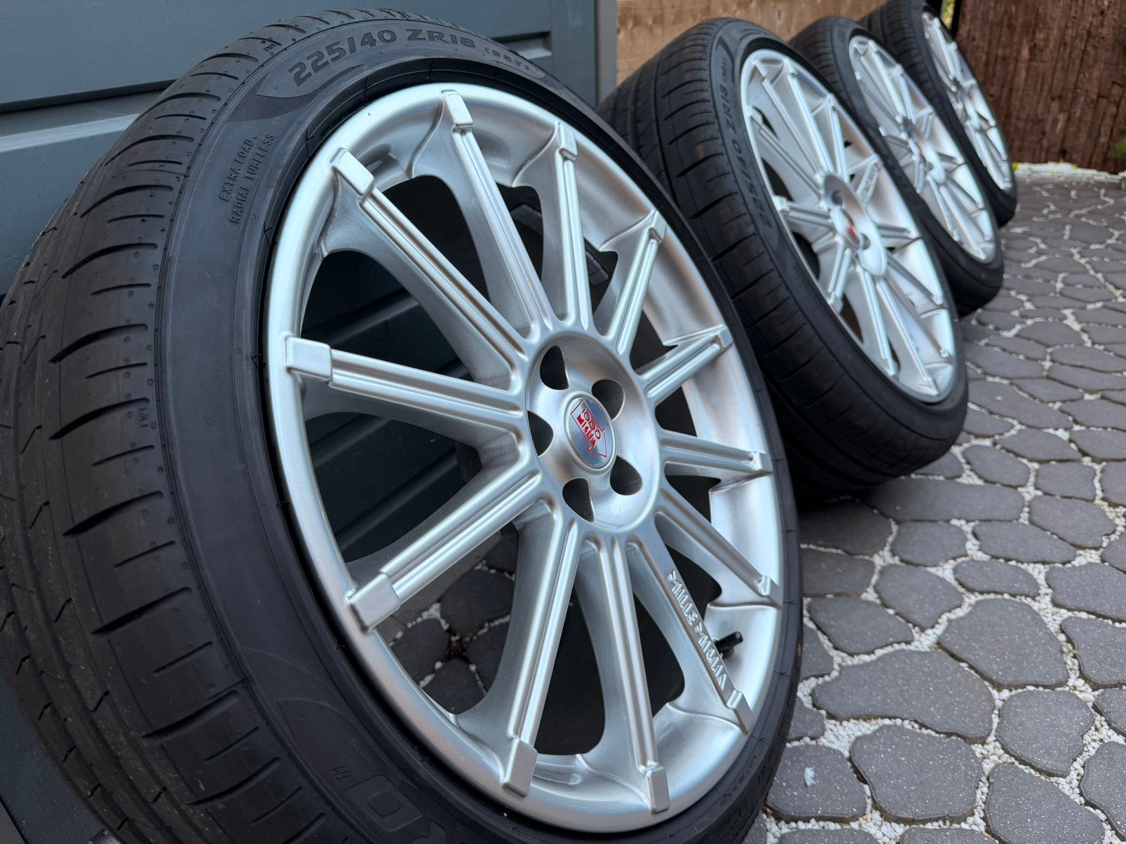 18” Alfa Romeo velgen Mille Miglia 5x98 ZGAN Pirelli’s, Ophalen, 18 inch, Banden en Velgen, Nieuw