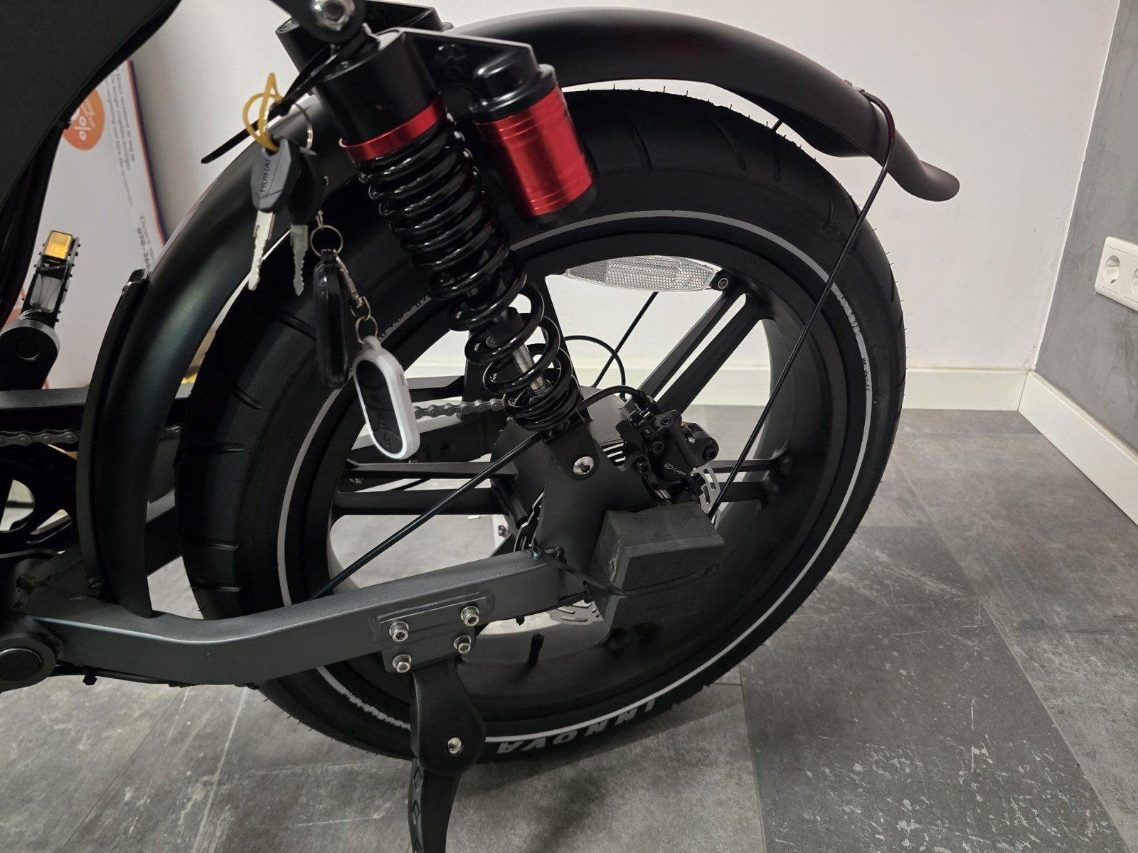 Foto 2 van Fatbike V8 Ultra 3 kleur Zwart Muisgrijs & Nardo + accu