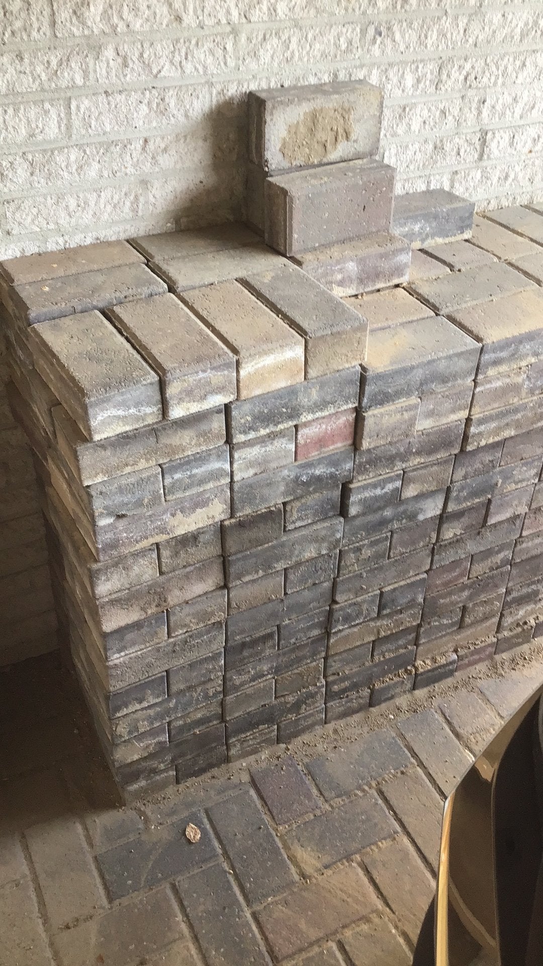 Klinkers zwart/rood/geel, Ophalen, Overige materialen, Gebruikt, Klinkers
