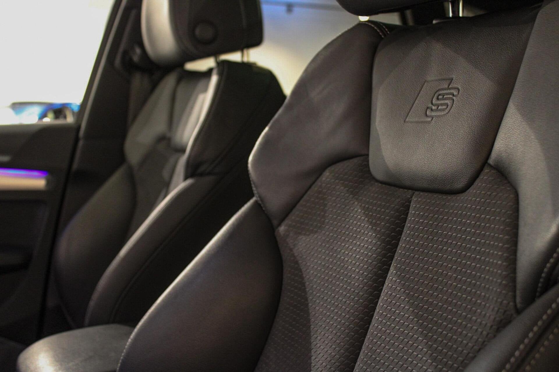 Audi Q5 55 TFSI e S edition LUCHTV | PANO | B&O | MASSAGE, Auto's, Automaat, Dealer onderhouden, Gebruikt, 4 cilinders
