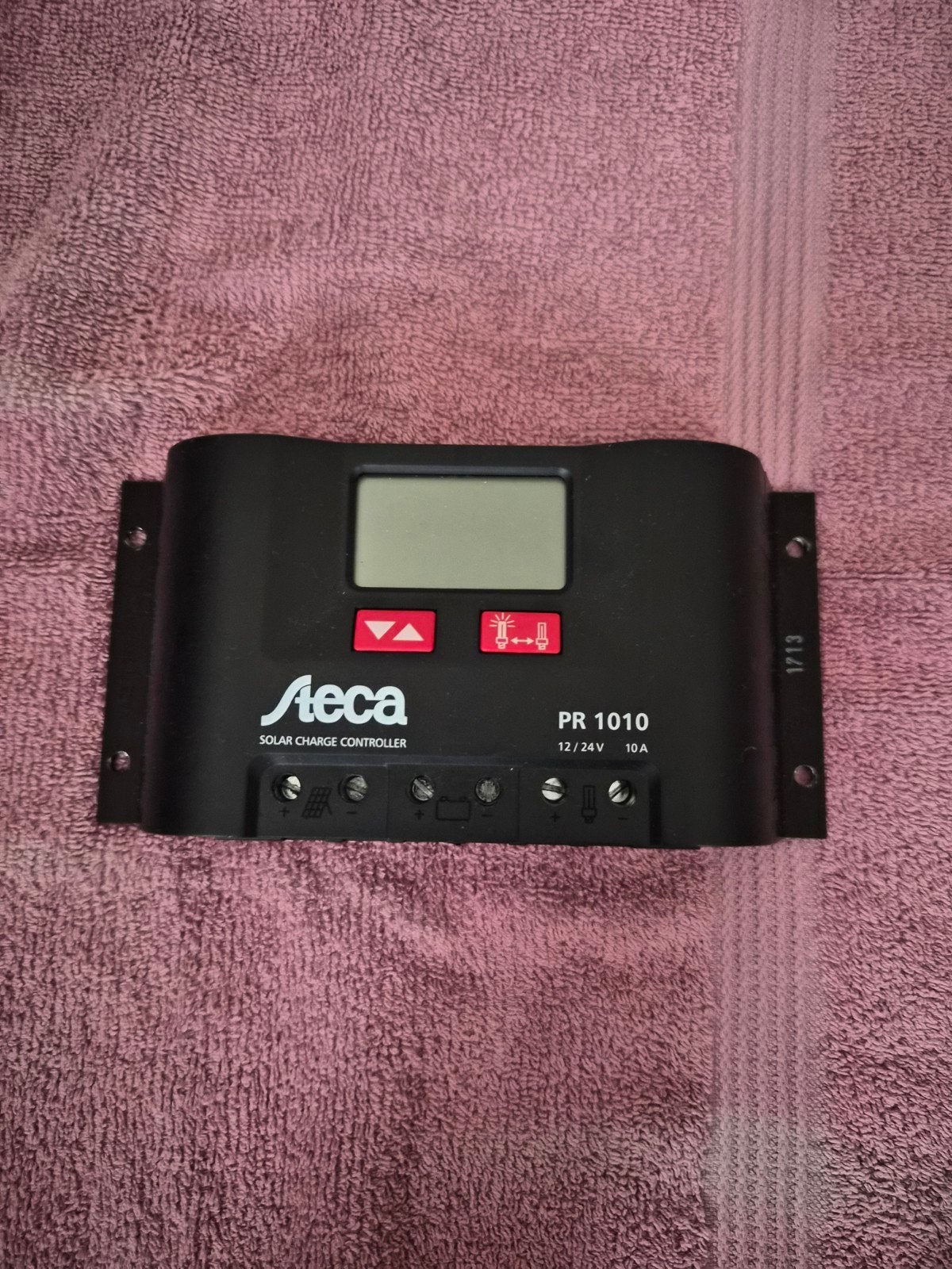 Steca PR 1010 Solar Laadregelaar 12/24V 10A, Ophalen of Verzenden, Zo goed als nieuw