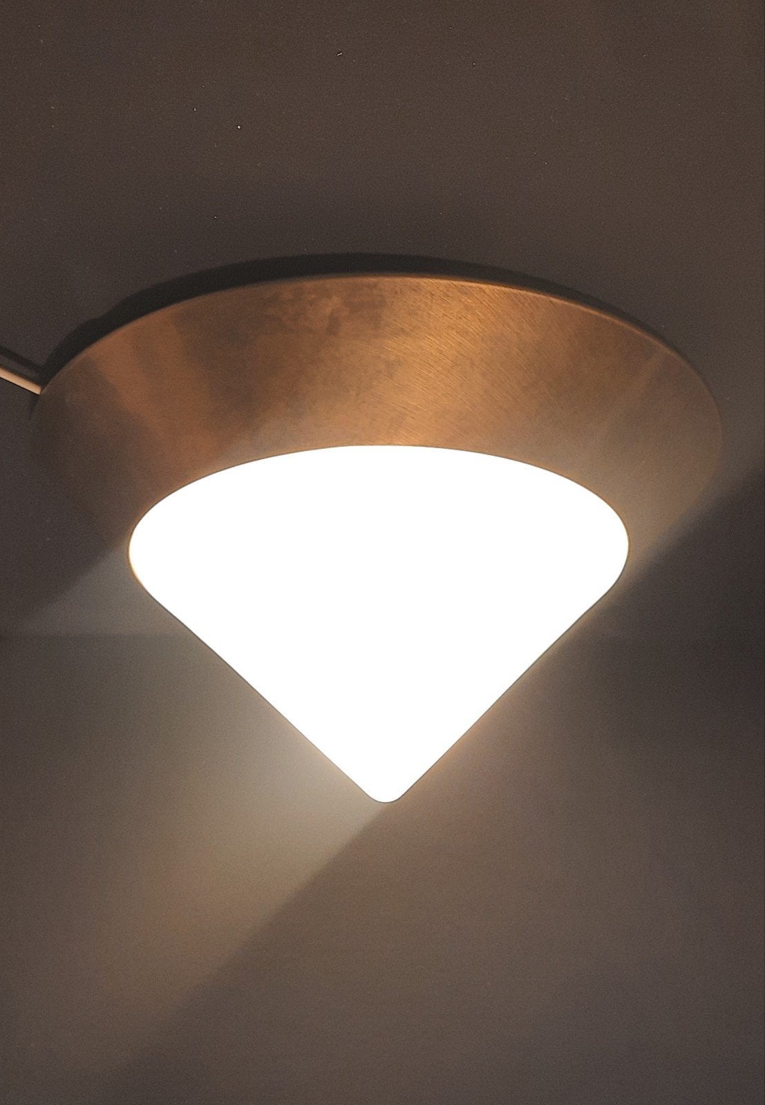kegelvormige wand of plafondlamp jrn70,lees de beschrijving, Meerkleurig, Jaren 70, Zo goed als nieuw, 31 cm