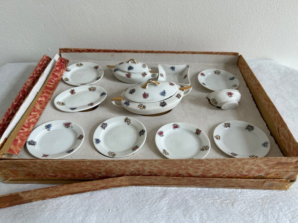 Vinted jaren 50 kinderserviesje, Ophalen