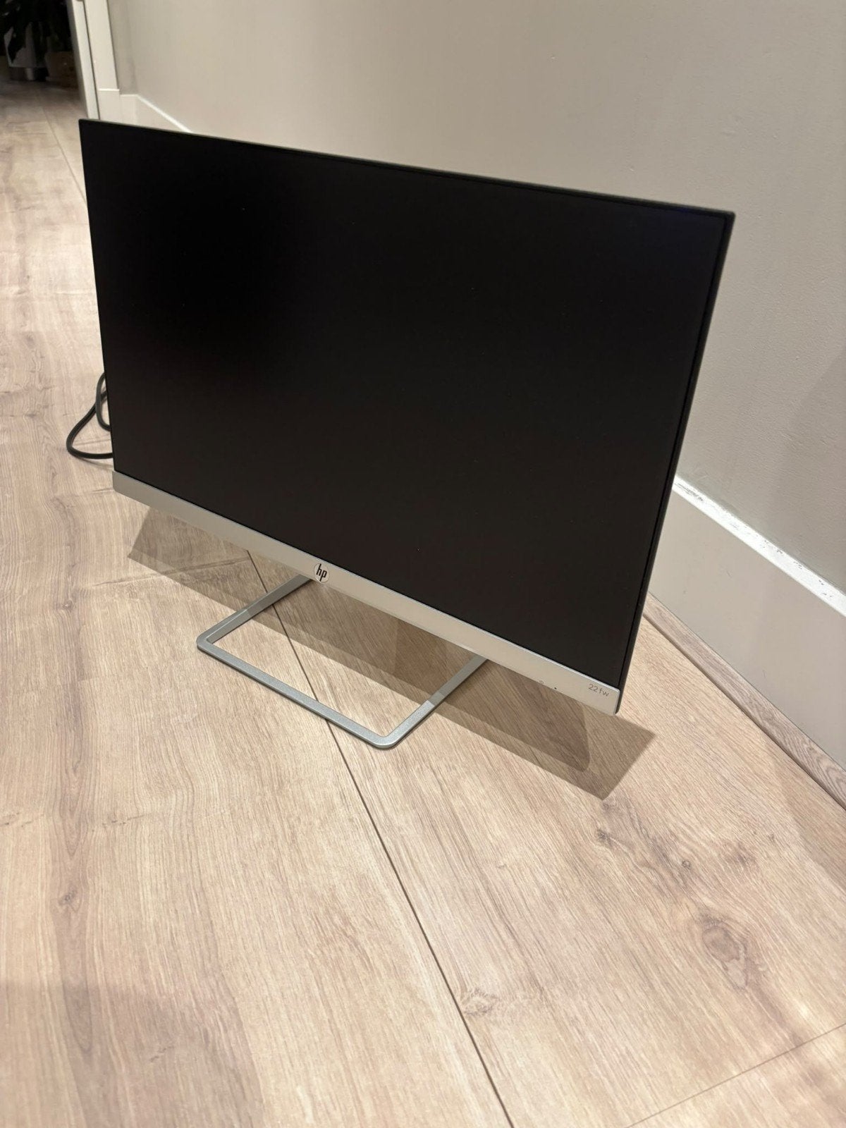 HP 22f monitor - Full HD, HDMI, VGA