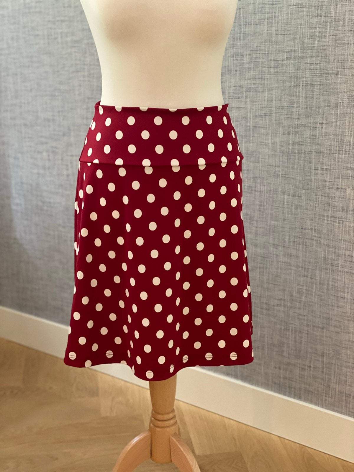 King Louie Polkadot Rokje - Maat S rood witte stip, Ophalen of Verzenden, Zo goed als nieuw, Maat 36 (S), Boven de knie
