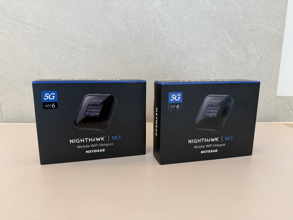 NETGEAR Nighthawk M3 MH3150 - Mifi Router - 5G - WiFi 6, Ophalen of Verzenden, Nieuw, Router met modem, NETGEAR