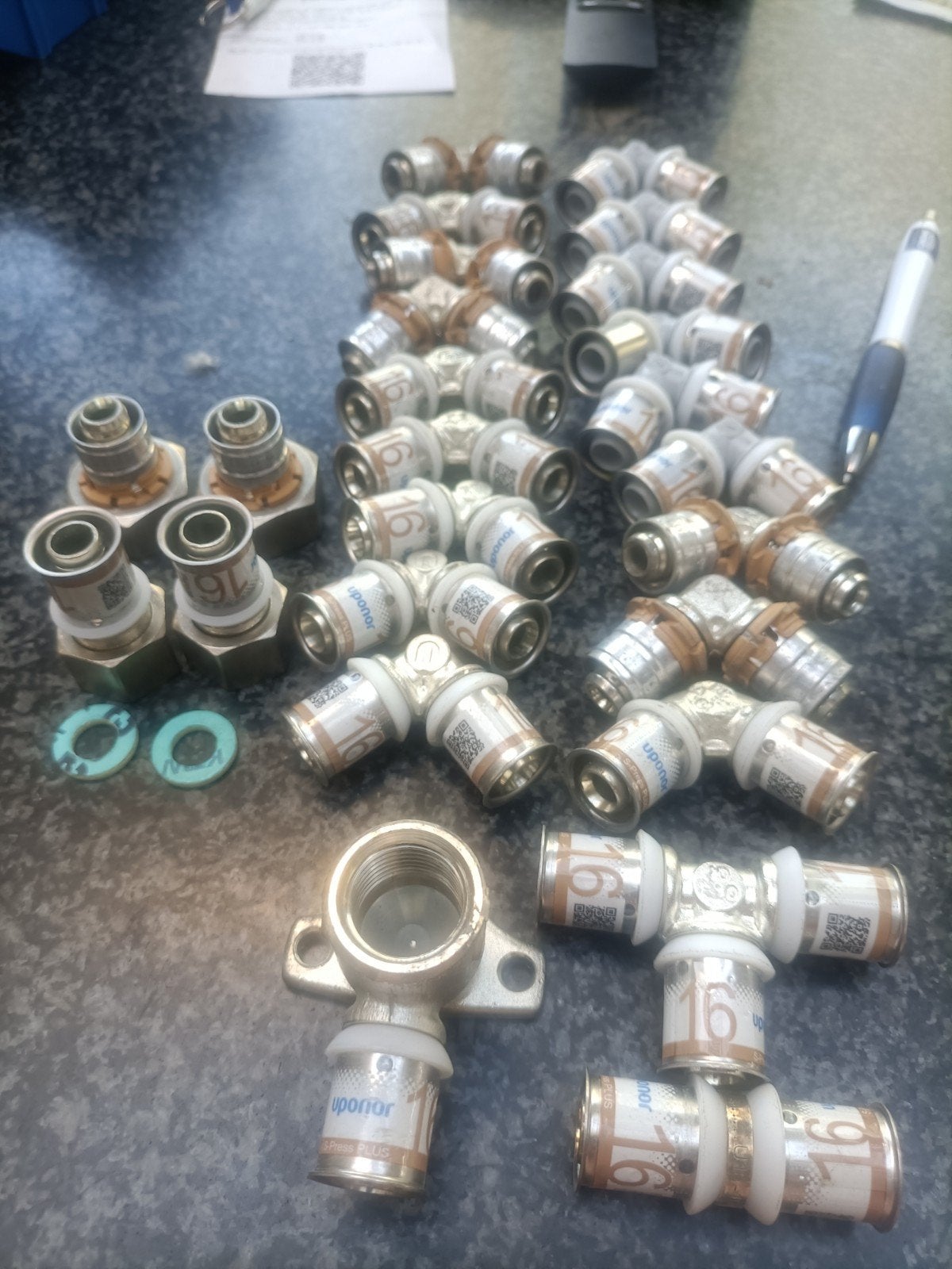 Uponor 16 mm fittingen set - Knieën, T-stukken, Koppelingen, Ophalen of Verzenden, Nieuw, Koper, Overige typen