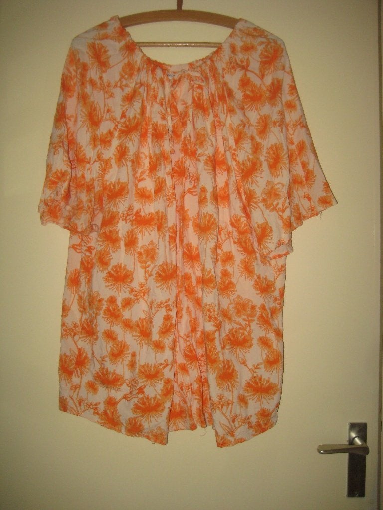 dames bloesjes, Ophalen, Zo goed als nieuw, Maat 46/48 (XL) of groter, Oranje