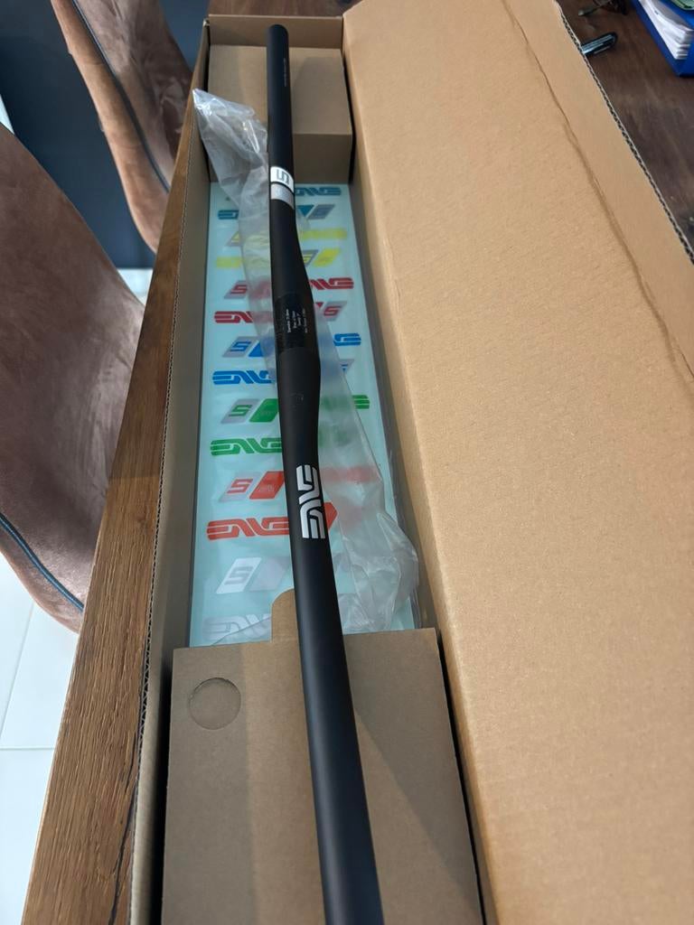 Enve carbon mtb stuur en stuurnok, Fietsen en Brommers, Fietsonderdelen, Ophalen of Verzenden, Nieuw, Stuur, Carbon