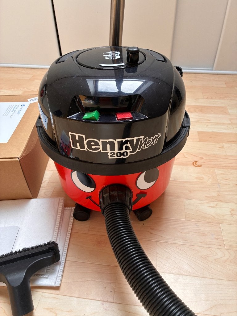 Stofzuiger Henry 200 next, Numatic, Geschikt voor harde vloeren, Zo goed als nieuw, Minder dan 1200 watt