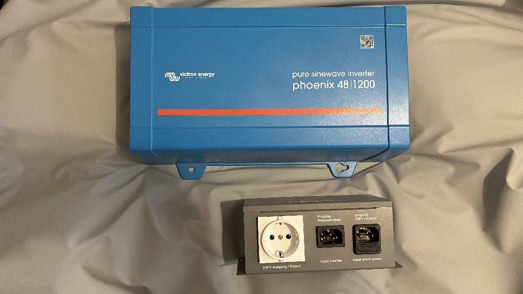 Victron Phoenix Inverter 48|1200 met Transfer Switch, Ophalen, Zo goed als nieuw, Overige typen