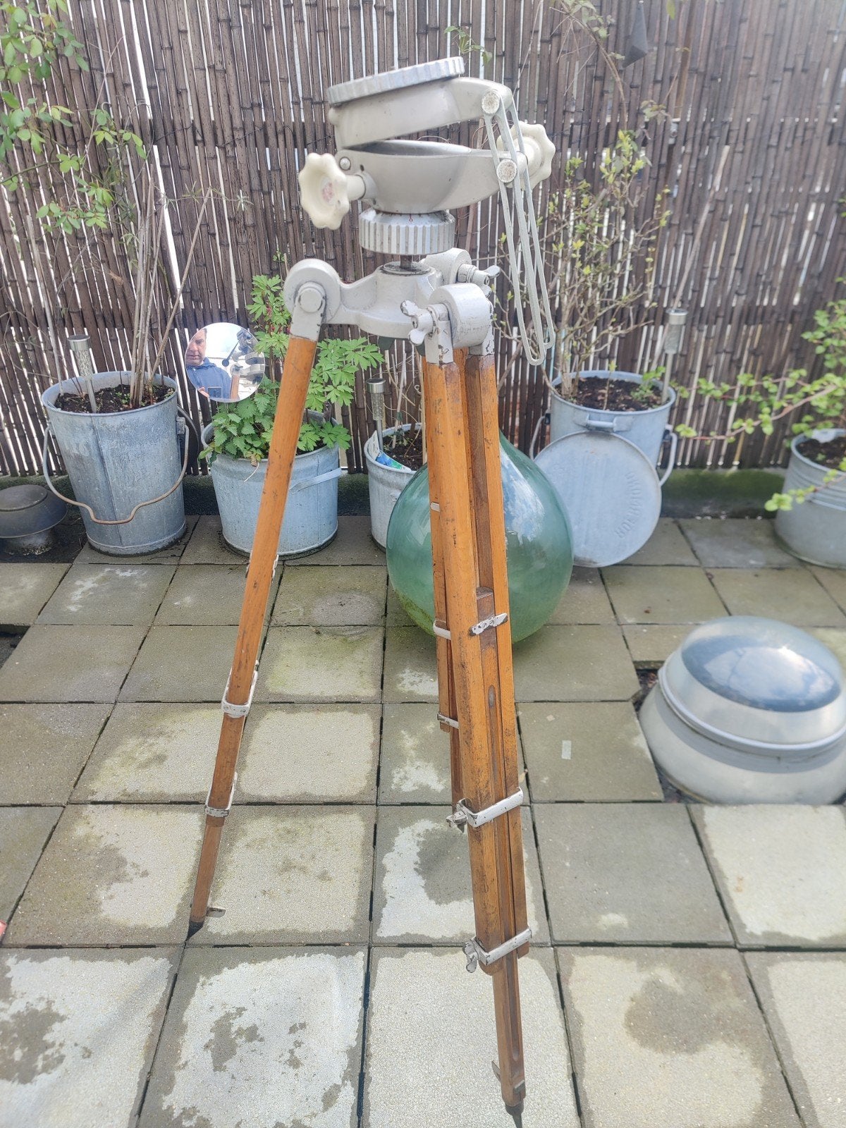 vintage linhof statief, geproduceerd in west-duitsland, Ophalen, Driepoot, Met balhoofd, 125 tot 150 cm