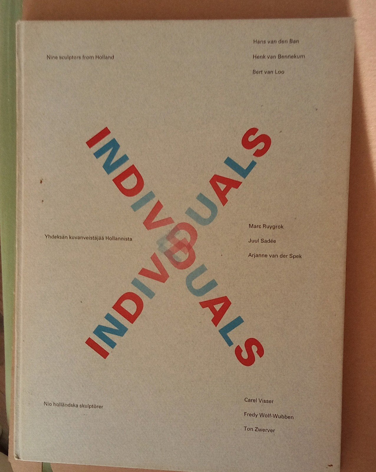 INDIVIDUALS - Ton Zwerver Bart van Loo Juul Sadee, Boeken, Ophalen of Verzenden, Gelezen, Diverse Auteurs, Nederland