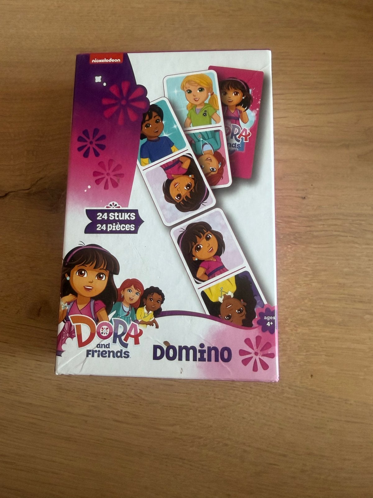 Dora and Friends Domino spel - Compleet, Ophalen of Verzenden, Gebruikt