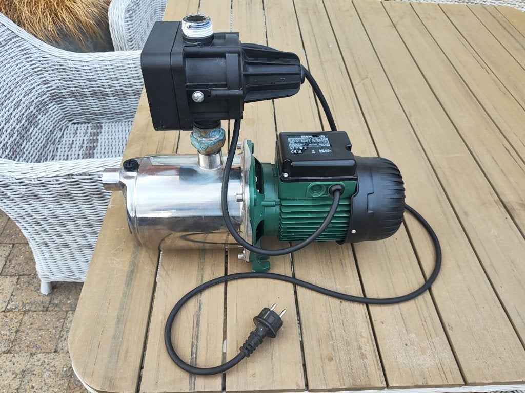 dab inox  pomp 80/40 M + Controller, Tuin en Terras, Waterpompen, Ophalen, Zo goed als nieuw, Elektrisch, Beregeningspomp