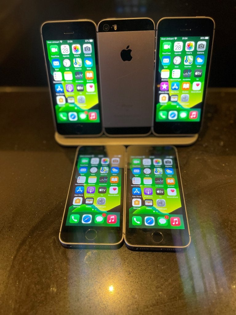 iPhone SE 2017, grijs, 16GB, 72% batterij, Telecommunicatie, Mobiele telefoons | Apple iPhone, Amsterdam, IPhone SE (2016), Refurbished