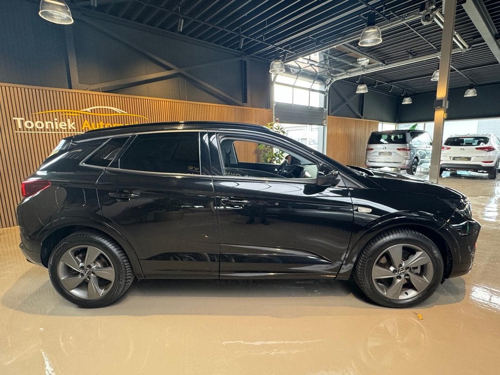Opel Grandland 1.6 Turbo Plug-In Hybrid Ultimate Black Edtio, Stof, Gebruikt, 4 cilinders, Met garantie (alle)