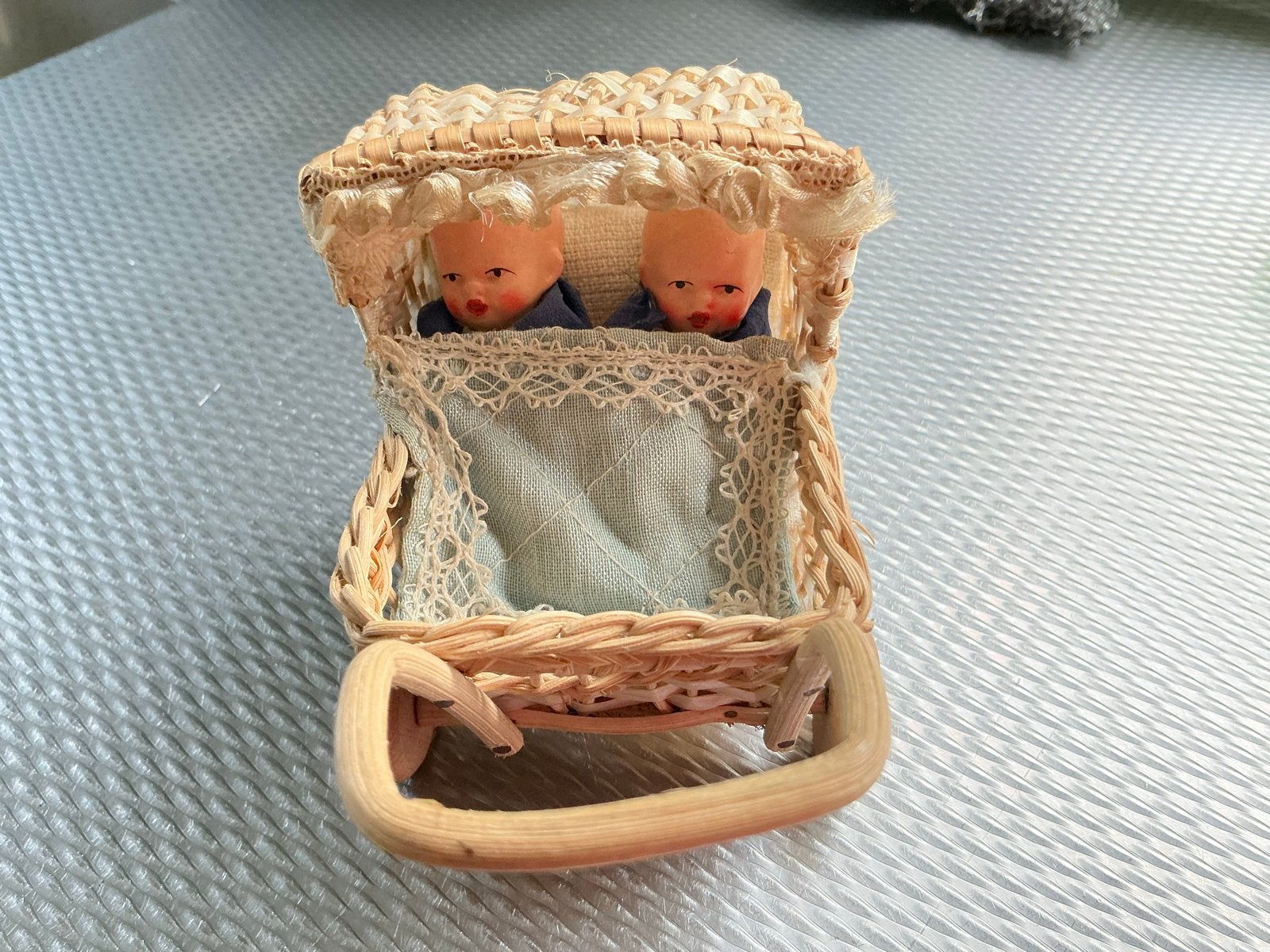 Antieke bisque mini popjes 6,5 cm  gemerkt, Verzenden, Gebruikt, Babypop