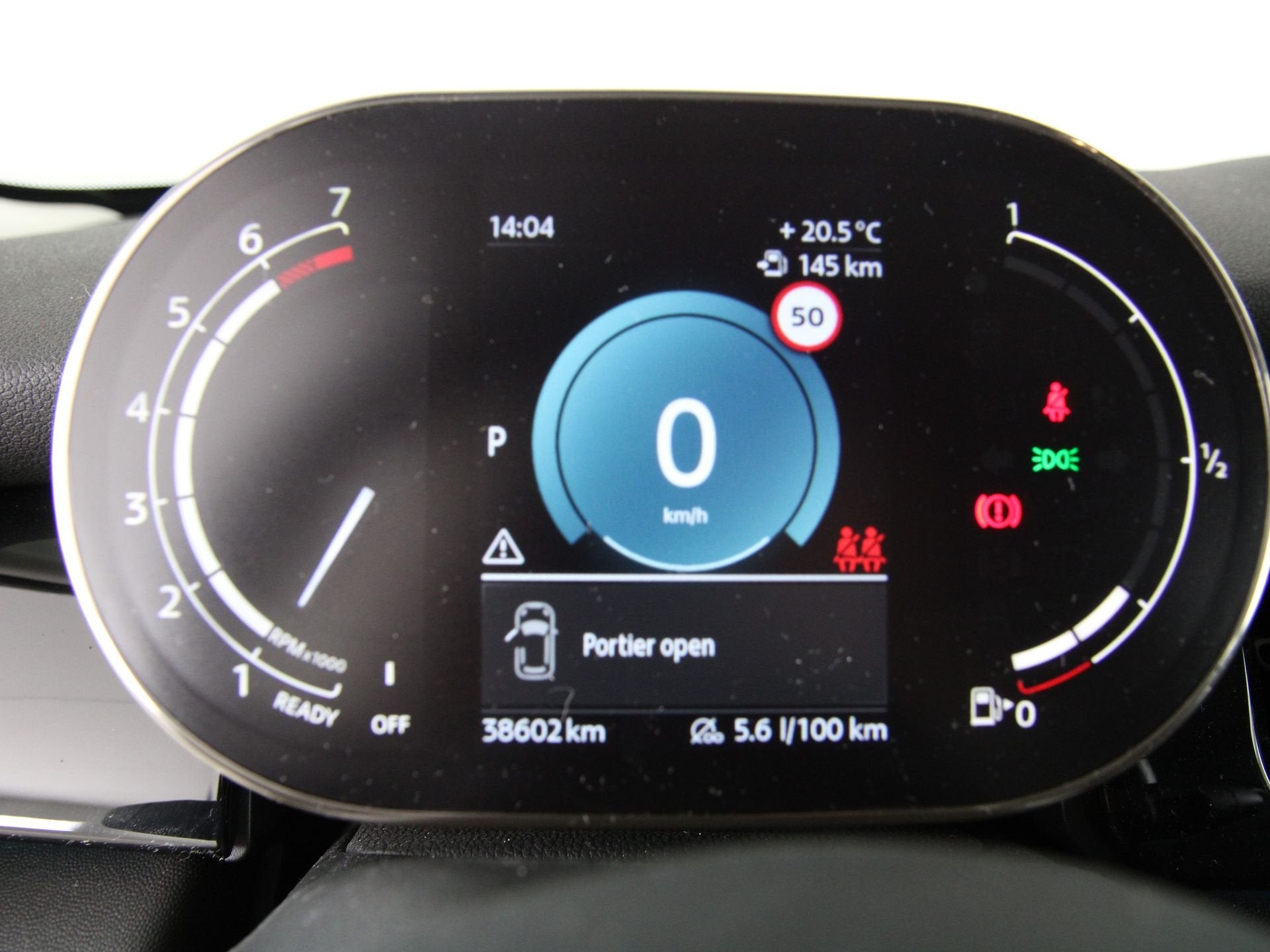 MINI 3-deurs Cooper Camden Edition Aut. (bj 2023, automaat), Auto's, Dealer onderhouden, Gebruikt, Met garantie (alle), 4 stoelen
