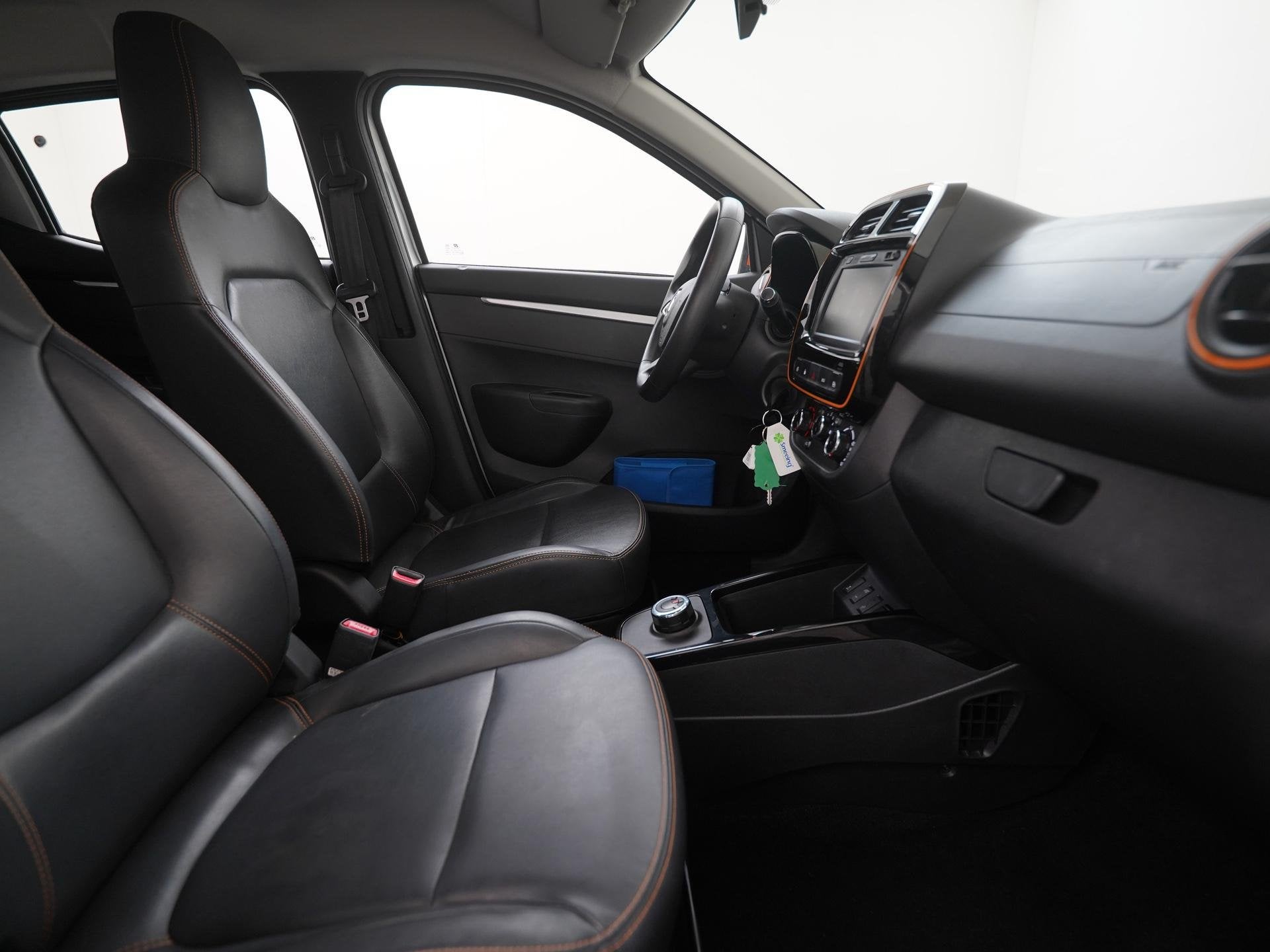 Dacia Spring Comfort Plus 27 kWh (Orange Pack) | SOH 91% | C, Auto's, 12 maanden, Parkeercamera, Gebruikt, 4 stoelen