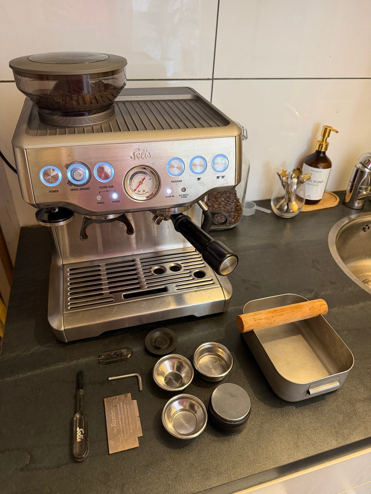 Solis Barista Espresso Machine - Complete set, Witgoed en Apparatuur, Koffiezetapparaten, Espresso apparaat, Koffiebonen, Zo goed als nieuw