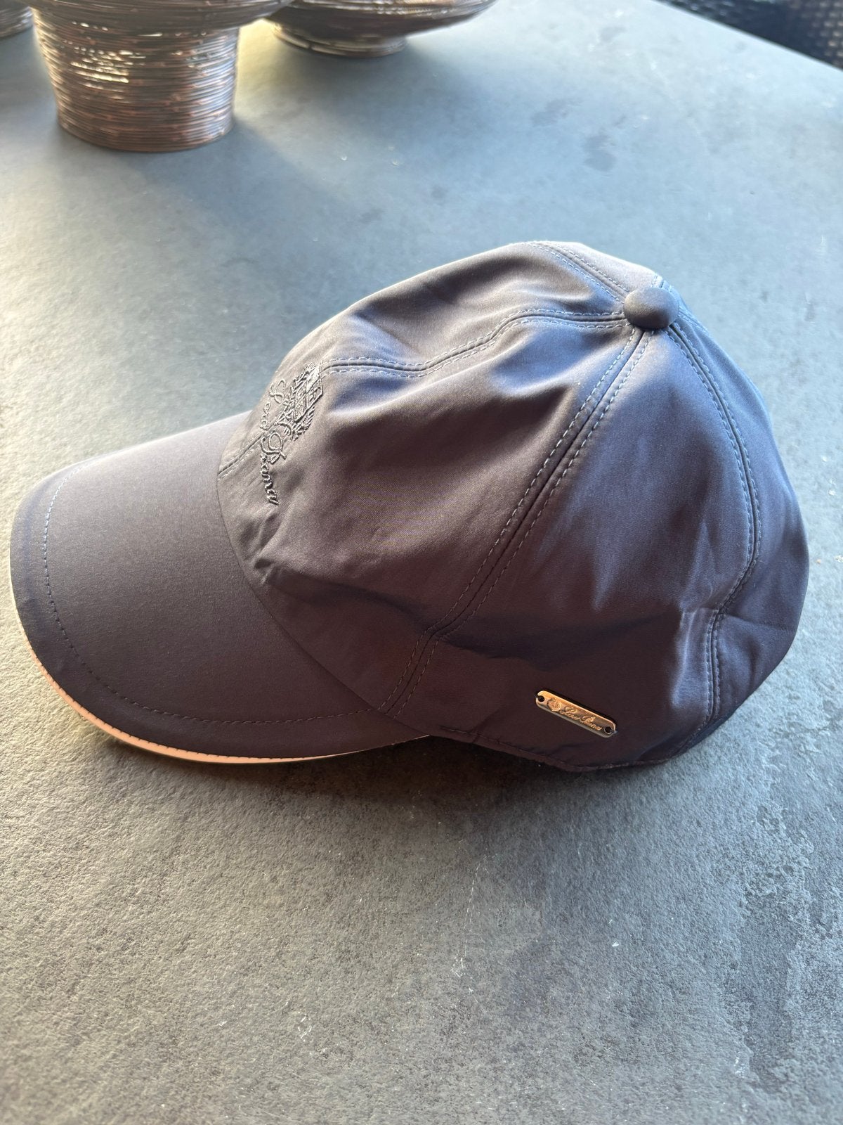 Loro Piana Pet - Nieuw met label, Kleding | Dames, Hoeden en Petten, Ophalen of Verzenden, Nieuw, One size fits all, Pet