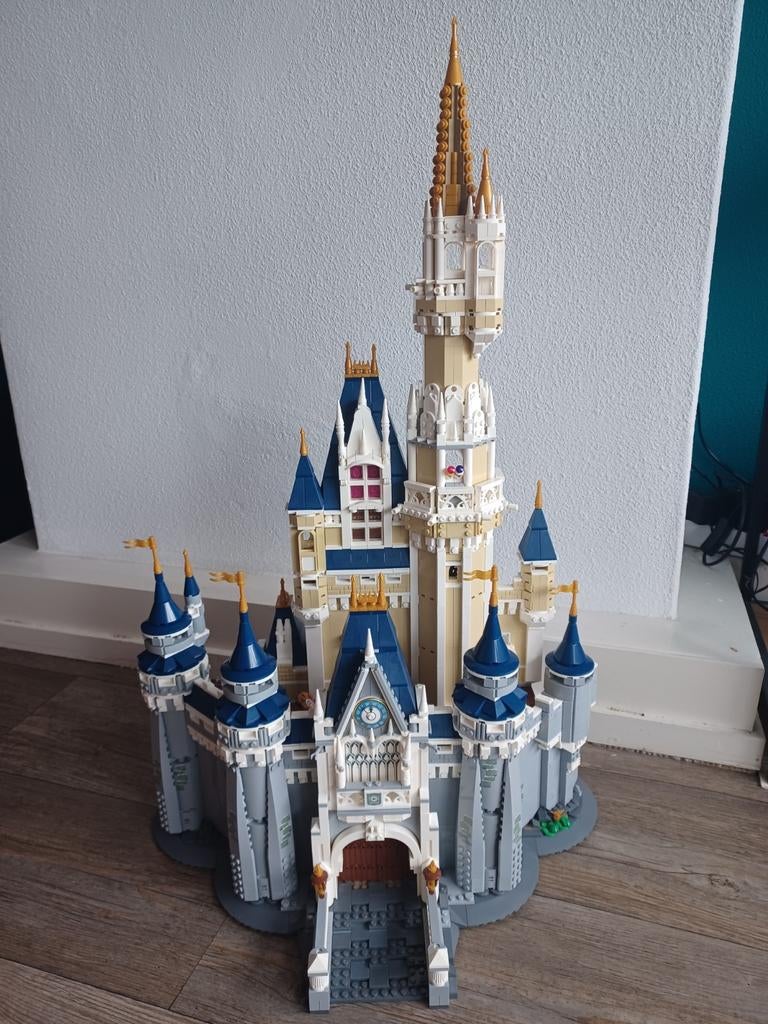 Disney Kasteel - met extra poppetjes, Ophalen, Gebruikt, Compleet, Disney