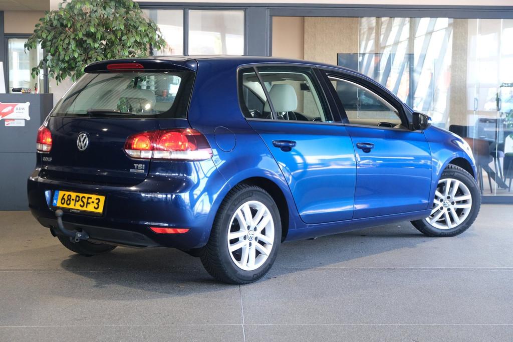 Volkswagen Golf 1.2 TSI Highline Apple Carplay Trek Cruise A, Voorwielaandrijving, Euro 5, Gebruikt, Beige