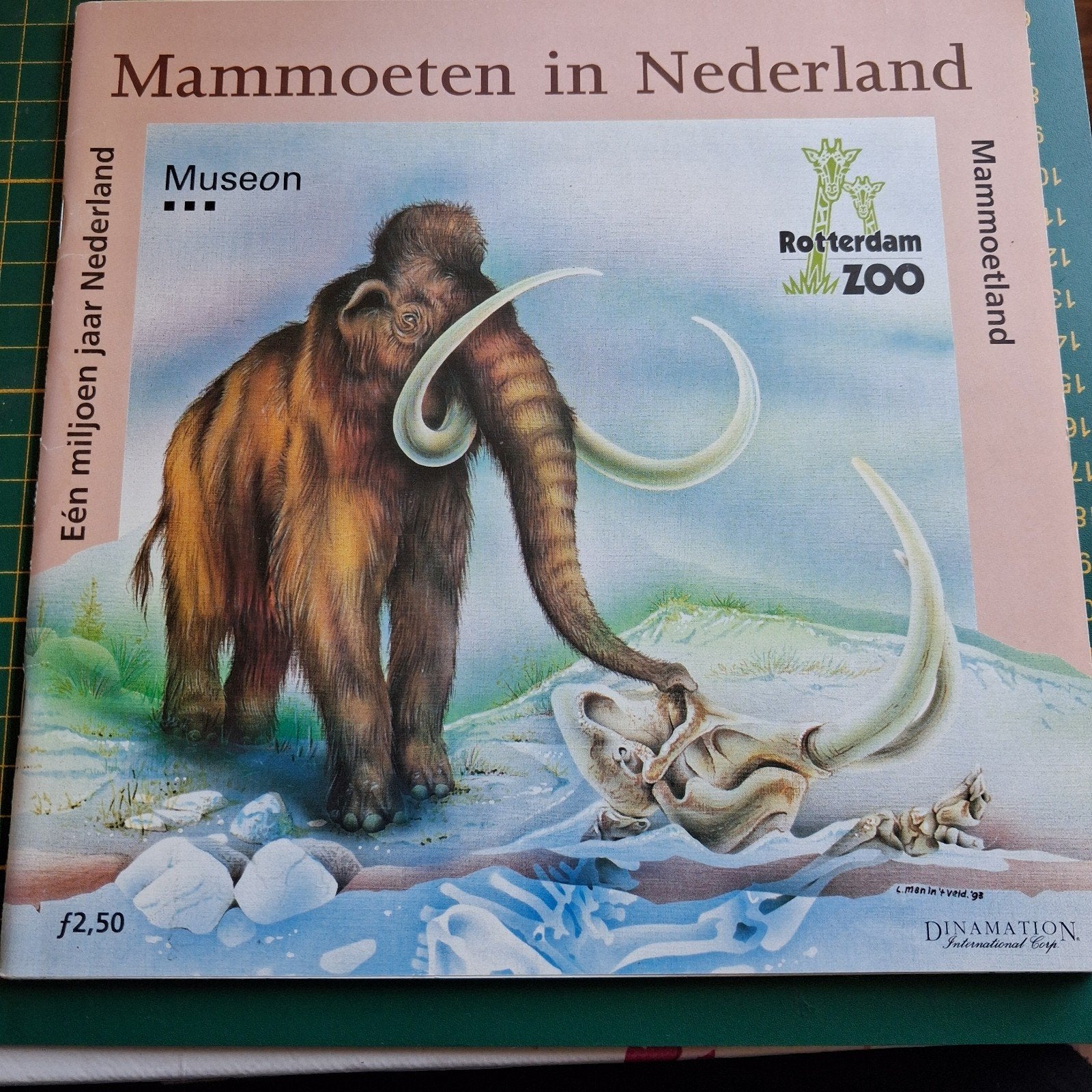 Museon - Mammoeten in Nederland, Verzamelen, Ophalen of Verzenden, Zo goed als nieuw, Overige soorten, Overige typen