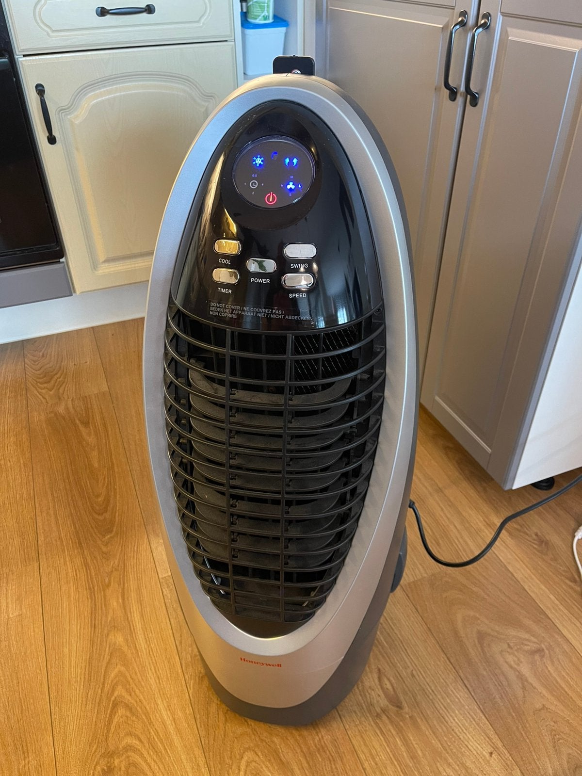 Honeywell torenventilator, waterkoeler cs10xe, Ophalen, Minder dan 60 m³, 3 snelheden of meer, Zo goed als nieuw