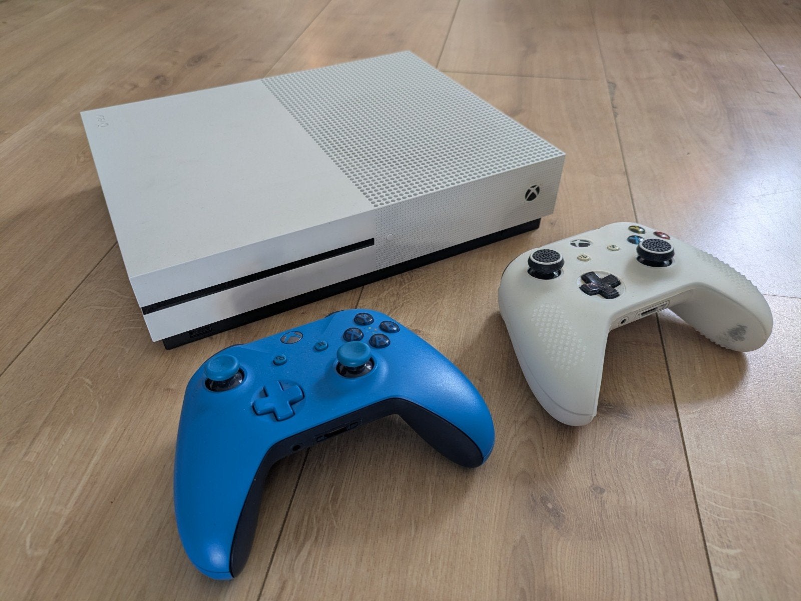 Xbox One S 500GB met 14 games en 2 controllers, Spelcomputers en Games, 2 spelers, Ophalen of Verzenden, Gebruikt, Vanaf 3 jaar