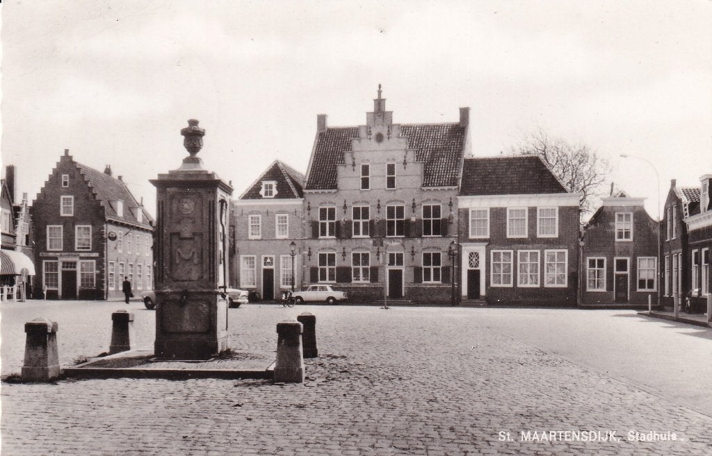 St. Maartensdijk stadhuis, Verzenden, 1960 tot 1980, Gelopen, Zeeland