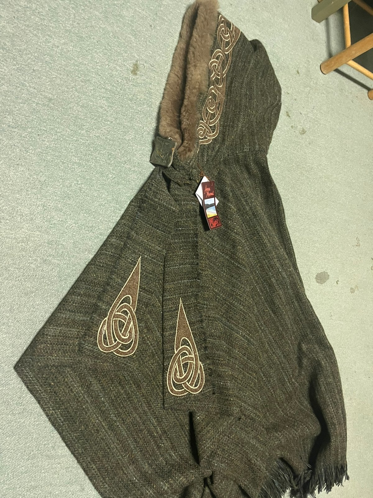 Celtic Fantasy cape Harris Tweed, Maat 38/40 (M), Overige typen, Bruin, Ophalen of Verzenden