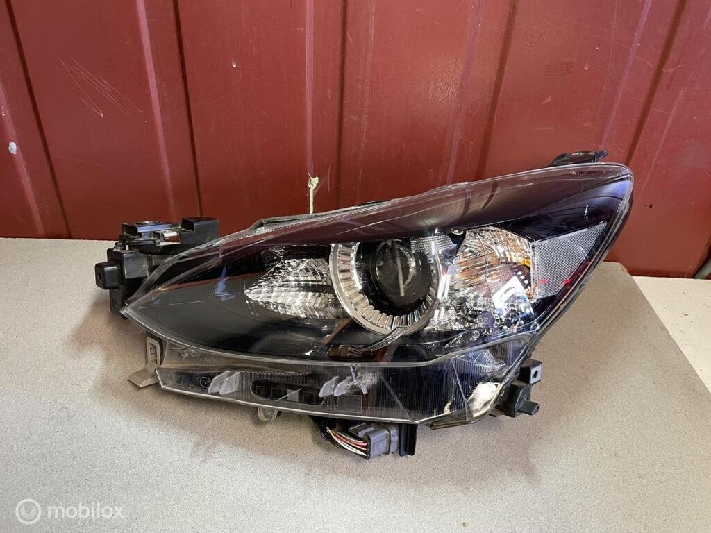 Koplamp links origineel links Mazda 2 ('20-'25), Gebruikt, Ophalen of Verzenden, Mazda, Mazda