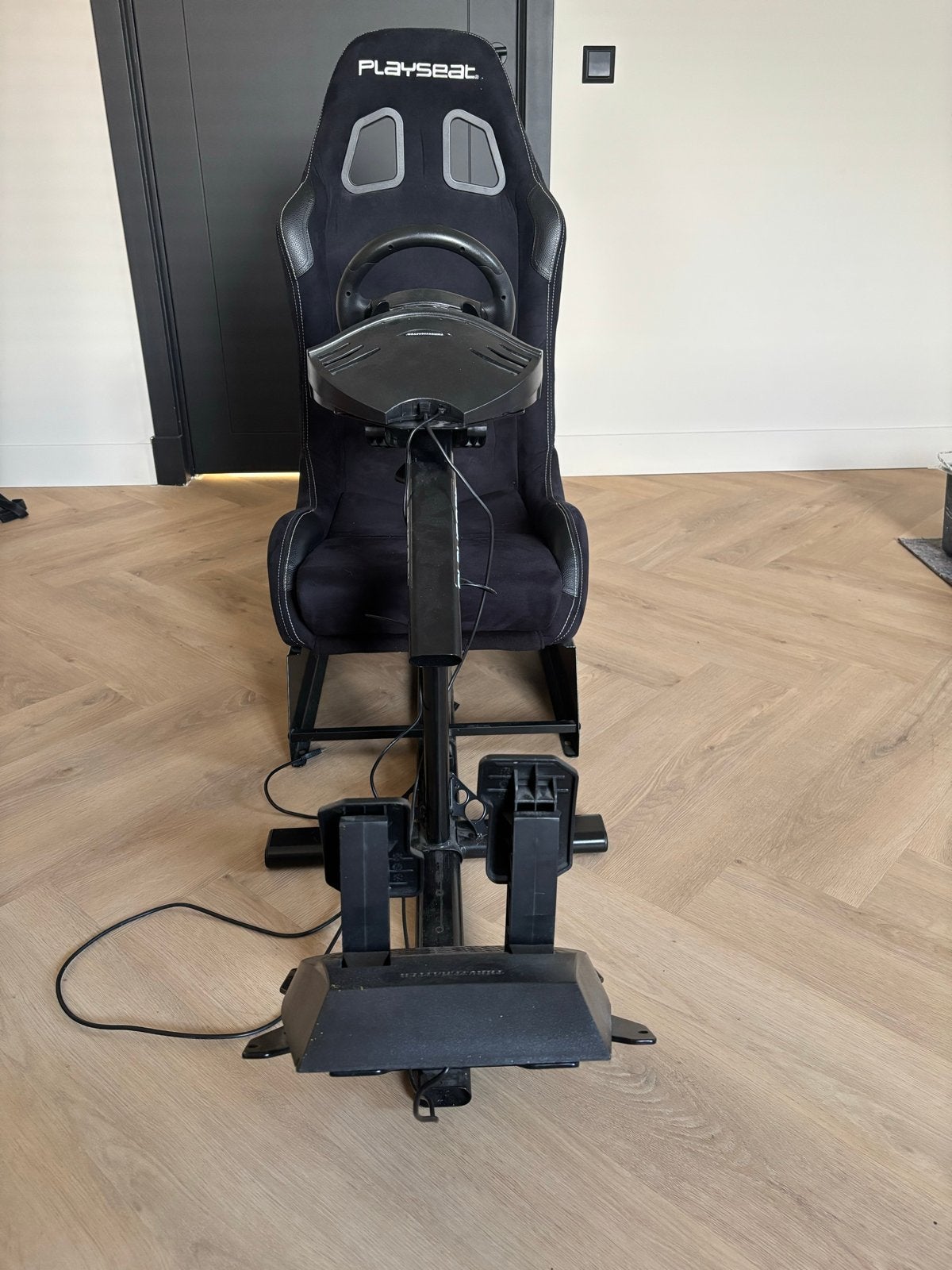 Playseat met Thrustmaster T150 stuur en pedalen, Ophalen, Overige merken, Zo goed als nieuw