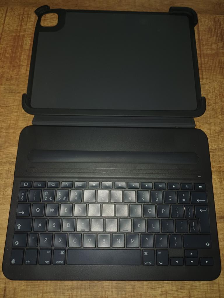Slim Case Toetsenbord voor iPad 11 inch, Ophalen of Verzenden, Gebruikt, 11 inch, Apple iPad