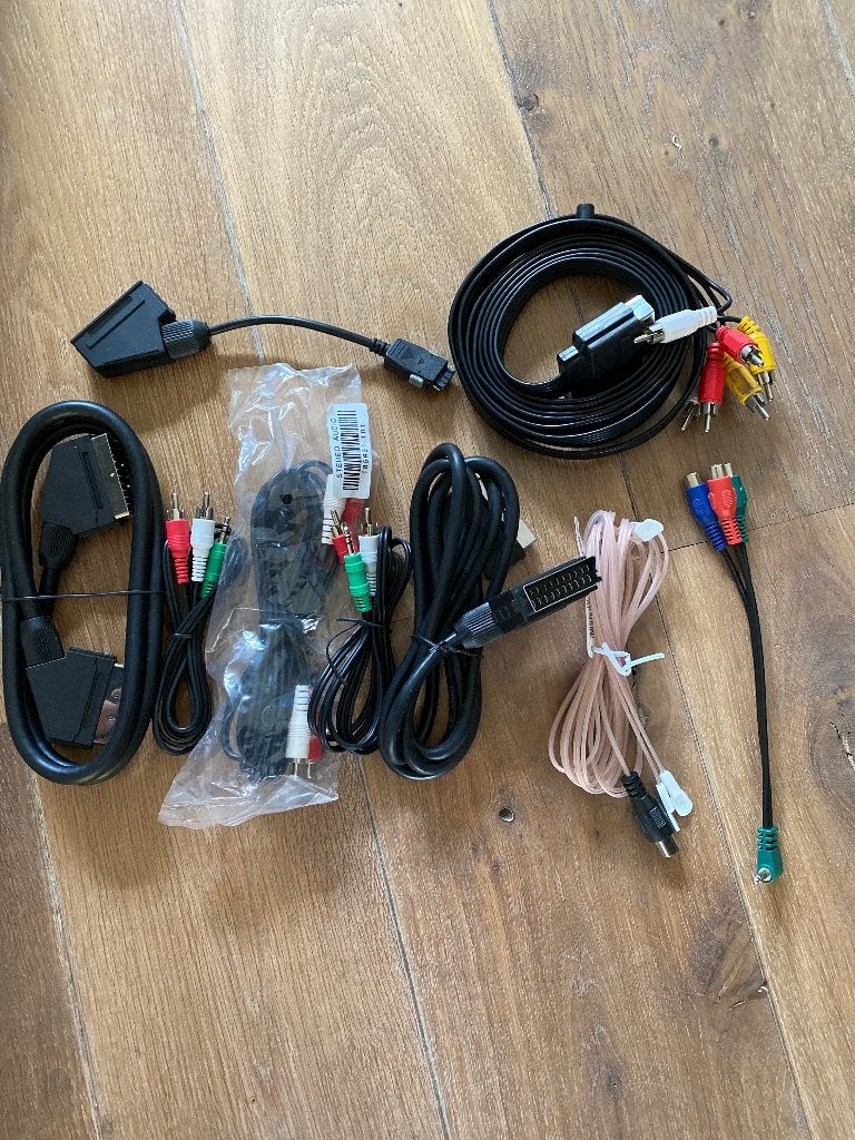 Diverse audio en video kabels, nooit gebruikt, Ophalen of Verzenden, Nieuw, Minder dan 2 meter, Overige kabels
