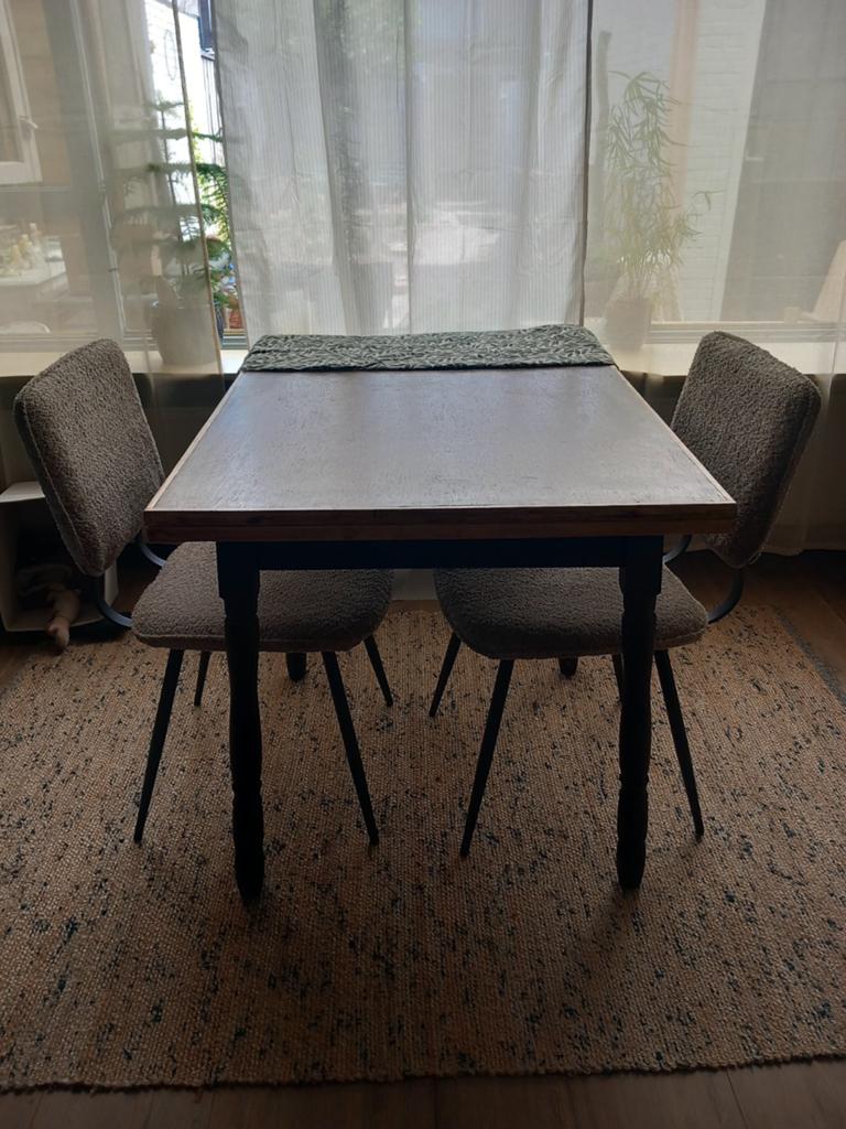 Vintage houten eettafel, uitschuifbaar., Huis en Inrichting, Ophalen, Overige houtsoorten, Vintage, student , grannycore